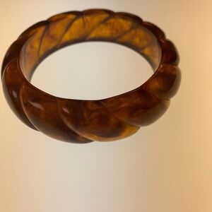 VTG Faux Tortoise Lucite Bangle Bracelet Carved Amber Swirl Chunky XL Bracelet
